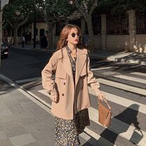 2021 Fall new card with its colour small sub-wind coat female short Han version loose temperament collection waist 100 lap jacket