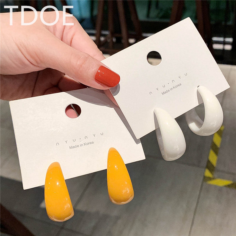 2021 New tide-gas retro port Wind circle summer white hyperbolic 2020-ear ring earrings female