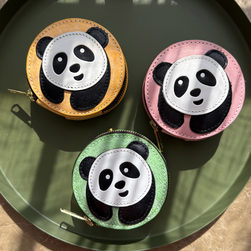Handmade by Dou Ge: Fog Wax First-Layer Cowhide Panda Earphone Case, Genuine Leather Coin Purse, Card Holder, Key Pouch, Neck-Hanging Small Bag