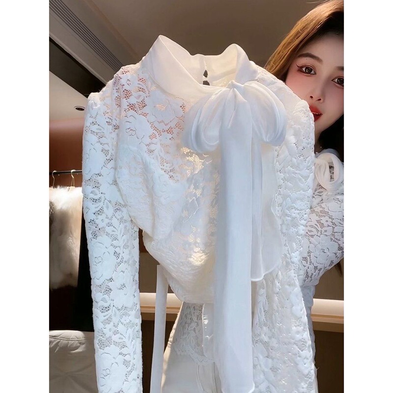 French-Style Socialite Elegant Sweet Bow-Tie Long-Sleeved Lace Blouse for Women 2026 Autumn and Winter New Gentle Style Top