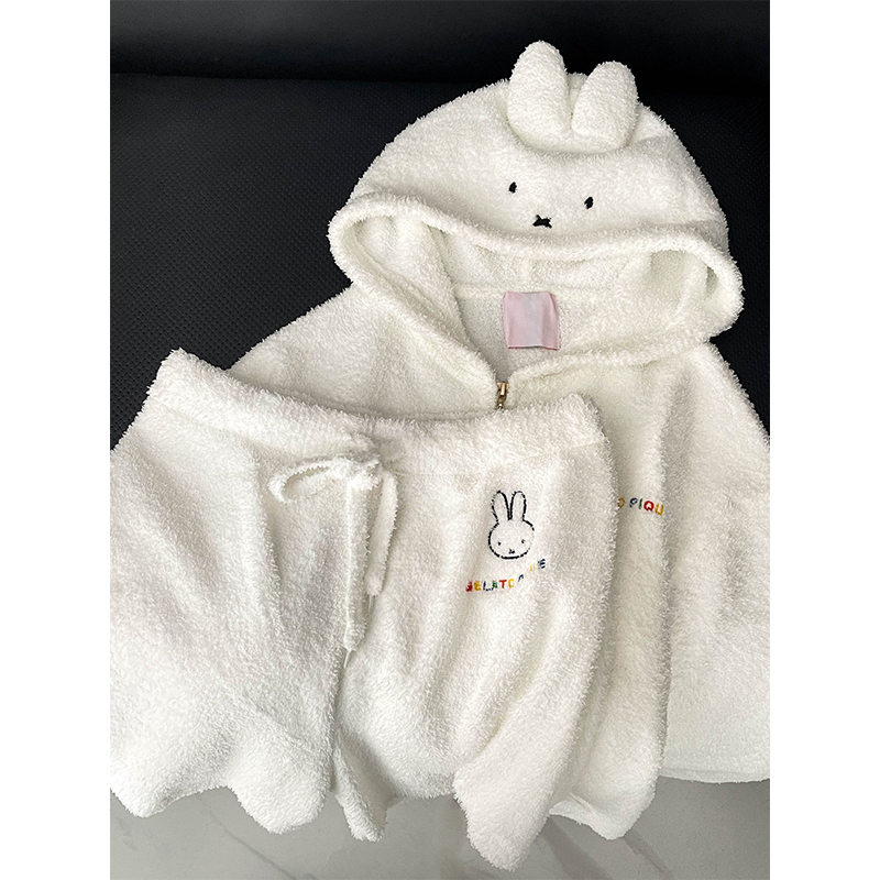 Soft and Cuddly Cartoon Miffy Rabbit Hooded Pajamas, Trendy Shorts, Knitted Half-Velvet Loungewear Set, New Autumn and Winter Collection