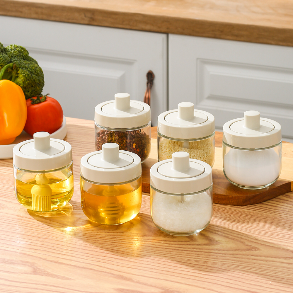 Spoon cover one seasoning jar set household salt shaker monosodium glutamate seasoning box kitchen seasoning bottle sealed glass seasoning jar