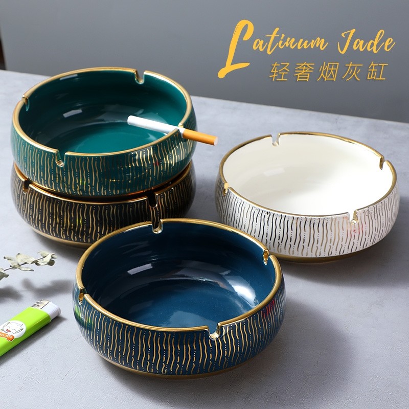 Creative ashtray atmospheric home high-end ashtray oversized extra large net red style personality marriage light luxury trend living room