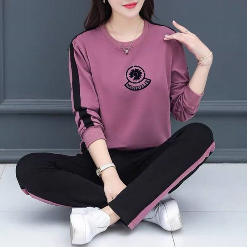 Sportswear Suit for Women 2026 Autumn and Winter Long-Sleeved Sweatshirt Middle-Aged Mother Fashion Casual Elegant Age-Reducing Two-Piece Set