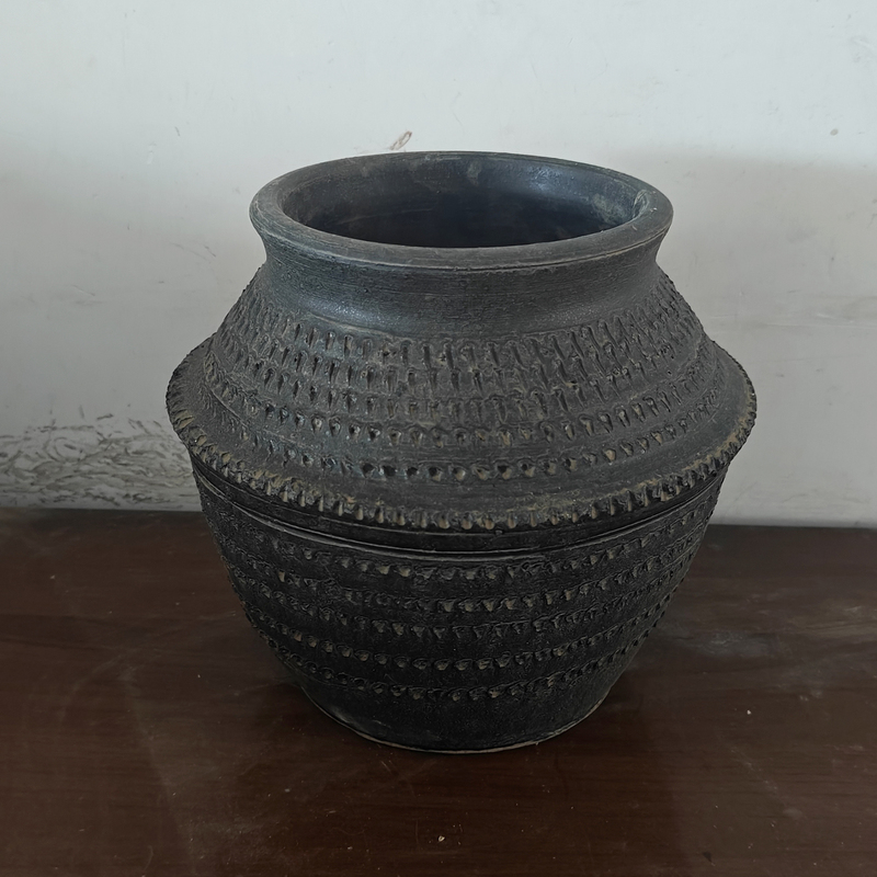 Handmade Ceramic Pots and Jars for Dried Flowers, Clearance Sale, Elegant Ceramic Ornaments, Traditional Homestay Decoration
