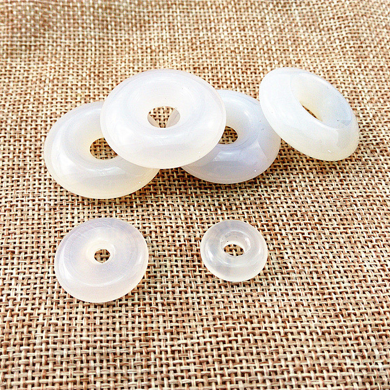 Natural white agate safety buckle pendant bracelet necklace pendant accessories diy natural agate safety buckle
