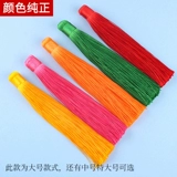 Автомобиль висит Suizi большой прыжок