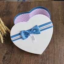 Heart-shaped gift box 7 New Years Eve gift wrapping box Peach Heart Gift Box Send Girlfriend Candy Stars Perfume Box