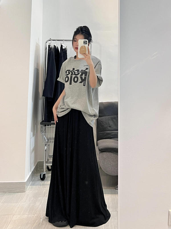 175cm Extra-Long Black Ankle-Length Draped Skirt for Tall Women, High-Waisted, Slimming, Hip-Covering Pleated Long Skirt