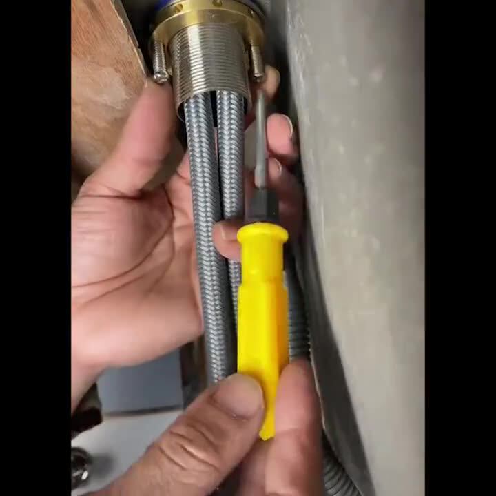 Faucet anti-loose nut wash basin basin hot and cold fixing accessories installation fastening screw tube copper cap joint