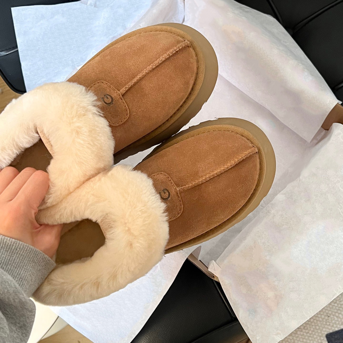 (high stock) wool stars Tutzter snow ground boots winter leather face integrated semi-towing a foot thick bottom fur slippers-Taobao