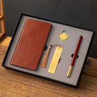 Набор из четырех частей Gengdu [Ketan Pen + кожаная ноутбука + закладка + Book Buckle] Подарочная коробка бесплатно пользовательская гравировка