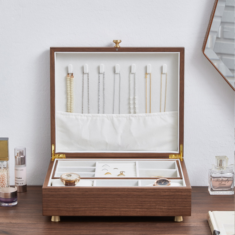 High-grade double-layer black walnut jewelry box 2022 new large-capacity ring jewelry necklace storage box jewelry box