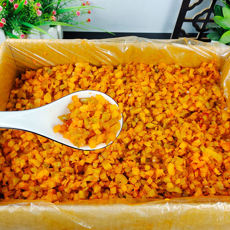 2026年如何选购重庆涪陵原味榨菜丝17斤商用大包装，微辣红油小面下饭菜必备？