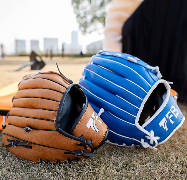Baseball Gloves Adults Children Teen and Young Wild Field Universal Softball Gloves-Taobao