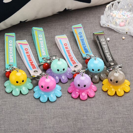 Cute and Creative Acrylic Octopus Pendant for Backpacks, Glowing Cartoon Octopus Figurine, Couple Car Keychain
