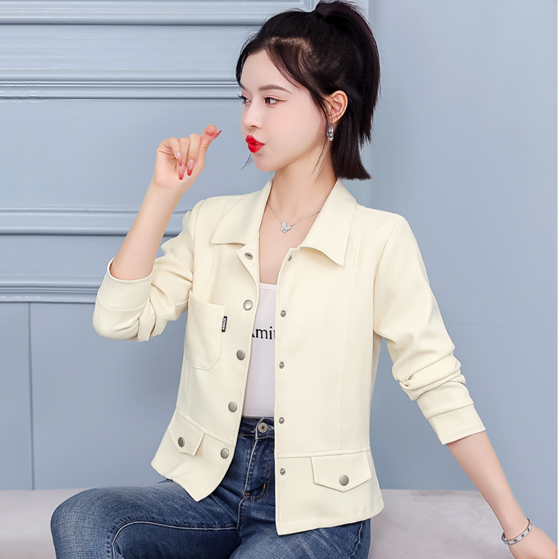 High-End Small Blazer for Women, Spring and Autumn Short Style, 2026 New Casual Petite Stylish Age-Reducing Jacket Top