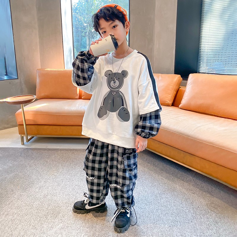 Korean boy's autumn sports suit 2022 new middle and big children's foreign style children's handsome boy spring and autumn children's clothing trend