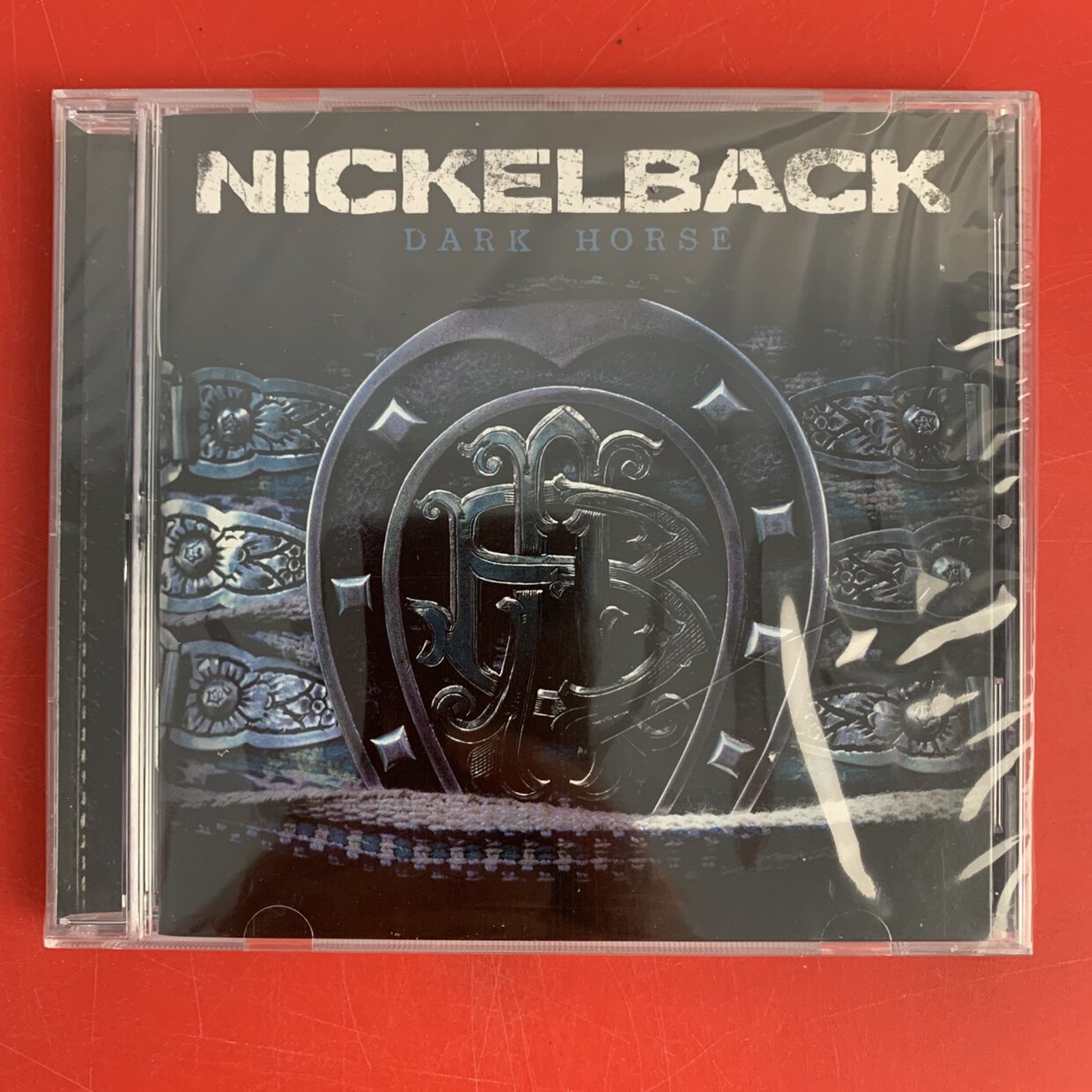 Пятицентовая группа Nickelback Dark Horse, версия с чернилами, нераспечатанная Изображение 1