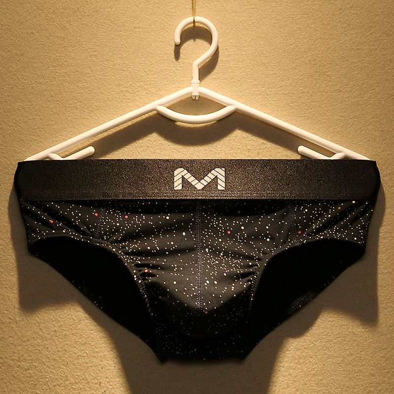 Trendy Men's Cotton Briefs, Korean Style, Personalized, Low-Waist, U-Convex, Sexy Shorts for Young Men and Students