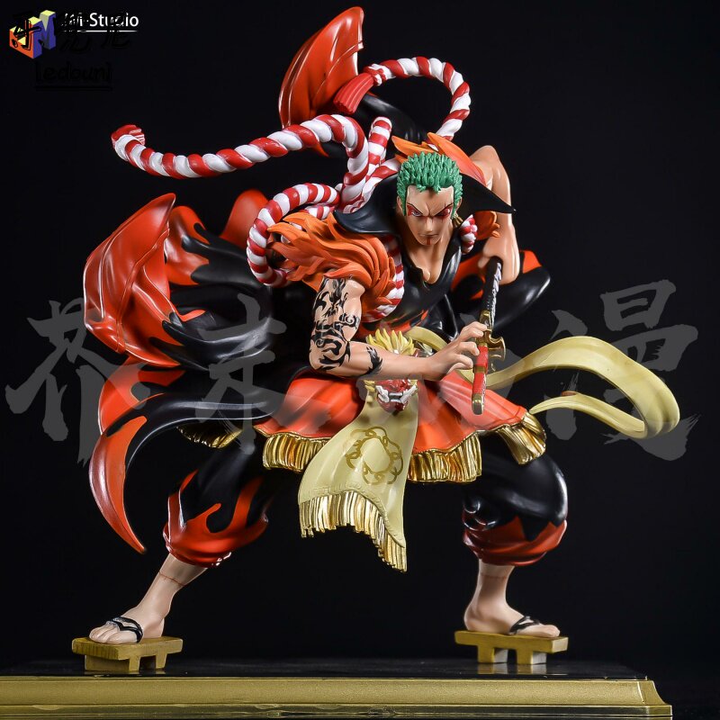 The sea thief Wang GK and the National Tianlion Song and Dance Kabuki Solon and Model Model Pendulum Birthday