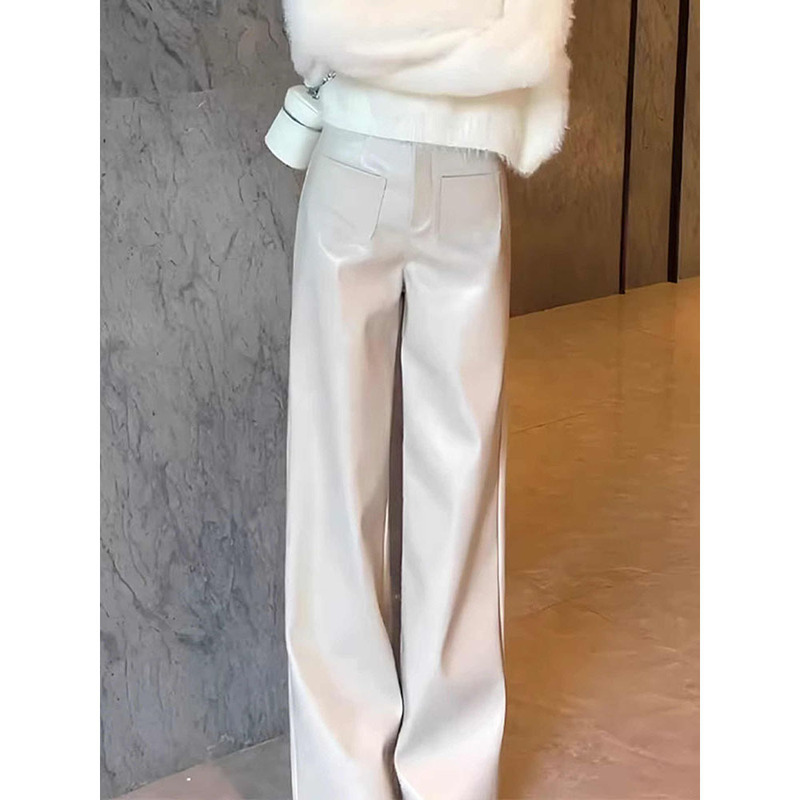 White Pu Leather Pants with Fleece Lining for Women, Trendy New Style for Autumn and Winter, Fashionable Straight-Leg Pants, Stylish, Age-Reducing, Slimming, Casual Wide-Leg Pants