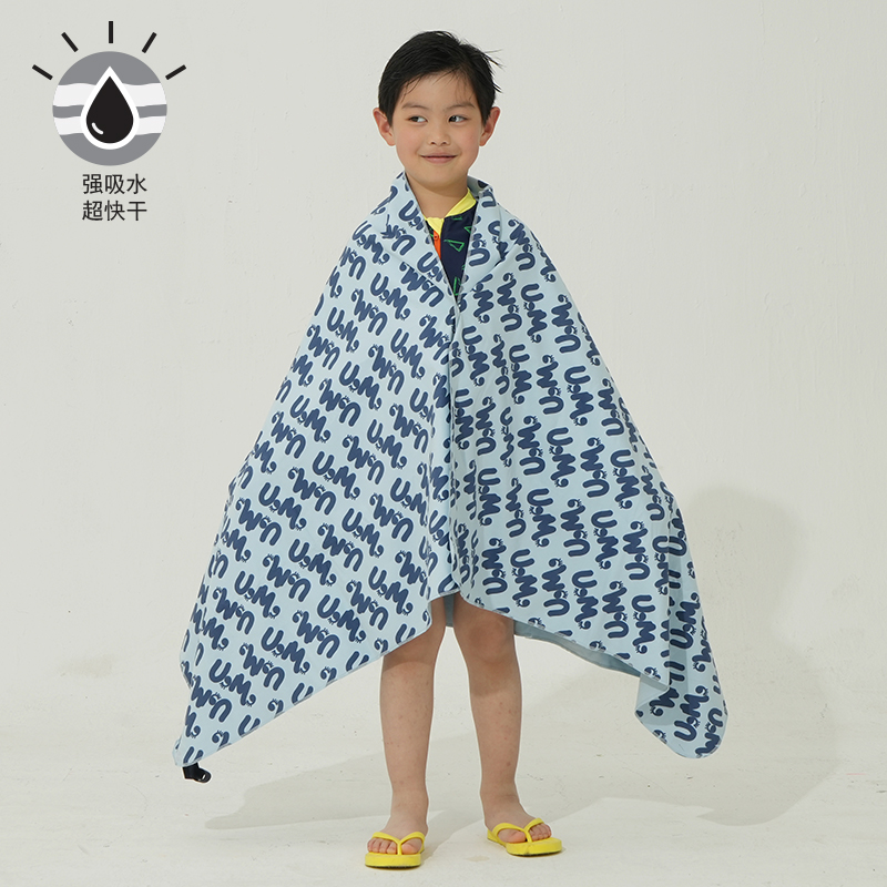 There are so UzMz children swimming hot spring sports fast dry dry suction towel and beach towel girl boy boy