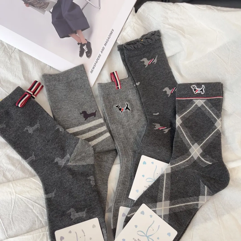 25Th Autumn Collection Tb Dachshund Mid-Calf Socks ins Unique Fabric Label Slouch Socks Cartoon Trendy Brand Seamless Socks Unisex
