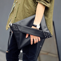 2022 New Rivet Clutch Bag Envelope Bag Mens Casual Bag Wrist Bag Head Layer Cowhide Youth Business Casual