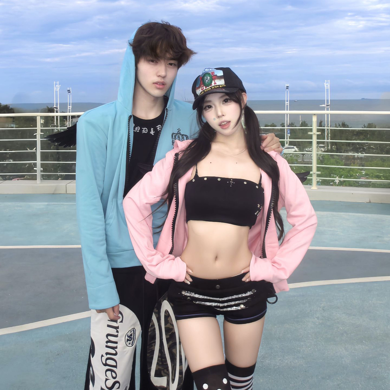 Subculture Cool and Stylish Hooded Zip-Up Jacket, Unisex Street Style with Crown Embroidery, Angel Wings Outerwear