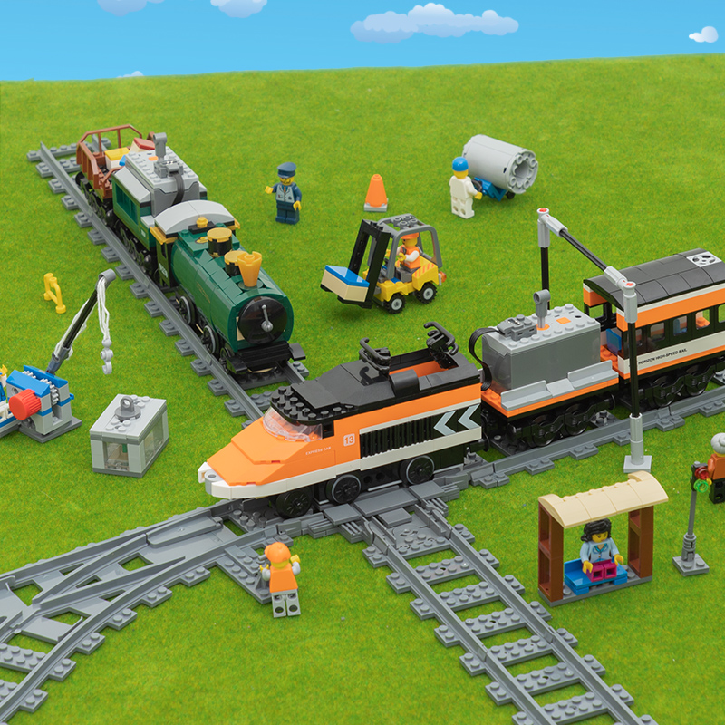 Children's Toys 3 - 6 years old 4 - 5 electric track racing track - track - push intelligent brain car train boy