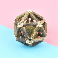 Большой деревянный мятный мяч