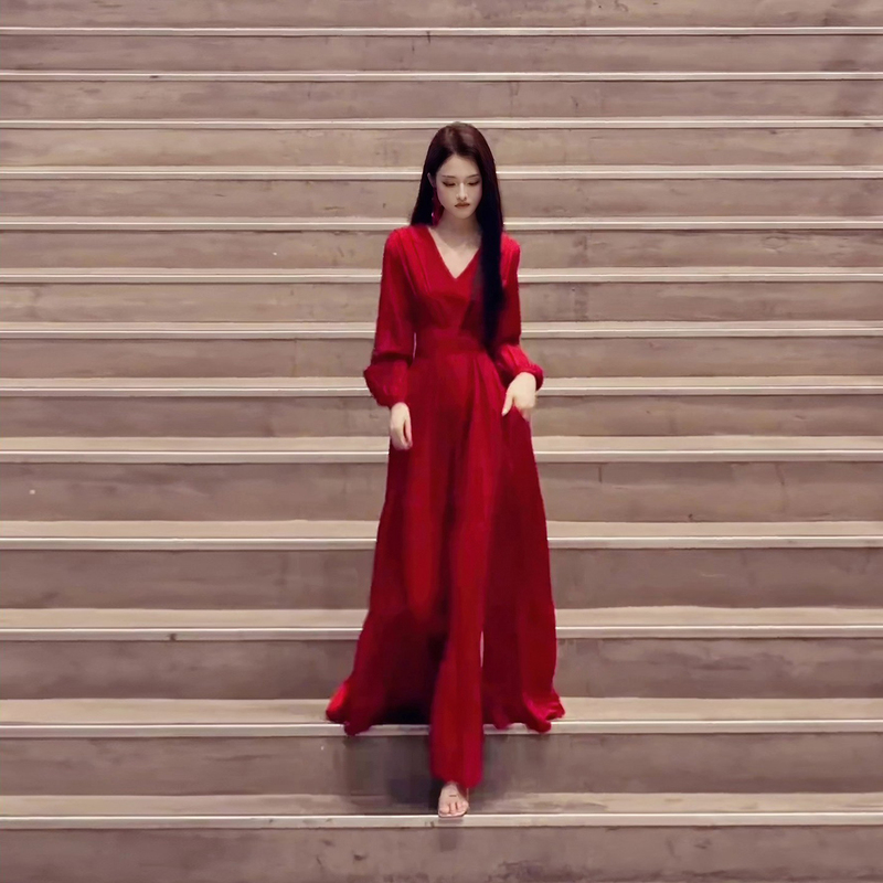 Stunning and Atmospheric Dress for Women, Autumn 2026 New Model, V-Neck, Waist-Cinching, Long-Sleeve, Slit, Red Long Dress Stunning and Atmospheric Dress for Women, Autumn 2026 New Model, V-Neck, Waist-Cinching, Long-Sleeve, Slit, Red Long Dress