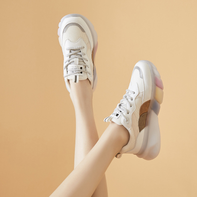 【达芙妮】春秋款英伦风小皮鞋