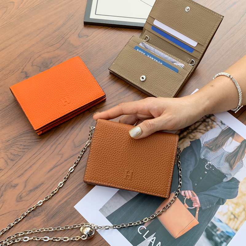 Women's Short Wallet, First Layer Cowhide, Bi-Fold Short Wallet with Multiple Card Slots, 2026 New Model, Chain Lipstick Crossbody Bag