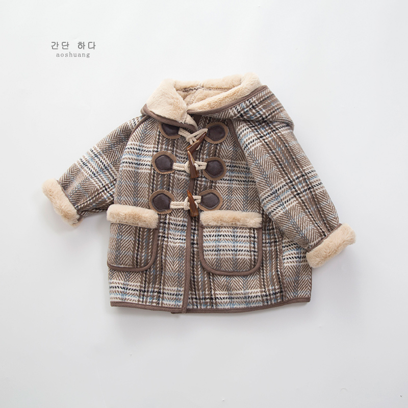 Children's woolen 2021 winter plaid long hooded coat plus velvet thickened boy's fur all-in-one woolen coat