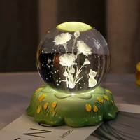 6 -сантиметровые гвоздики+лепестка+подарочный пакет