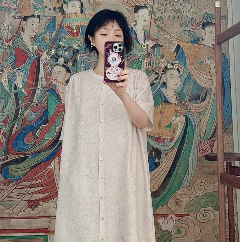 Cool and Elegant Lady Xodgz Limited Edition Mulberry Silk Gauze Phoenix and Peony Neoclassical Dress
