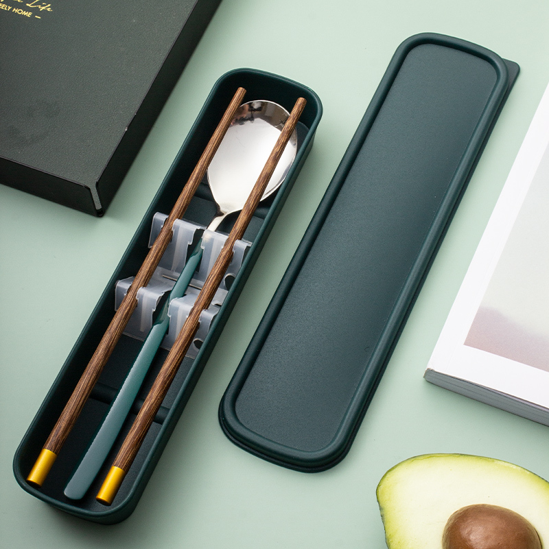 Portable Tableware Set with Wooden Chopsticks and Spoon, Student Tableware Single-Person Chopsticks and Spoon Two-Piece Set with Storage Box for Outdoor Use by Adults