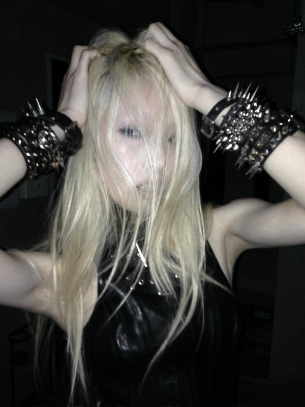 European and American Street Y2K Hot Girl Style Metal Punk Dark Subculture Pu Leather Rivet Decoration Bracelet Accessories European and American Street Y2K Hot Girl Style Metal Punk Dark Subculture Pu Leather Rivet Decoration Bracelet Accessories