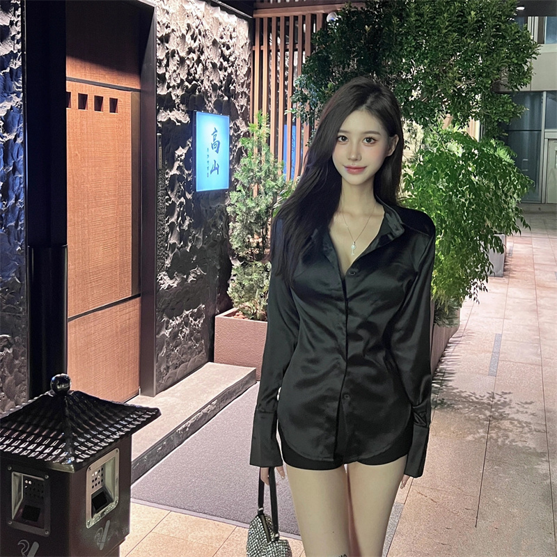 Spring and Autumn Black Sexy Niche Design Loose Versatile Satin Long-Sleeve Sun-Protective Single-Breasted Long-Sleeve Shirt Jacket for Women