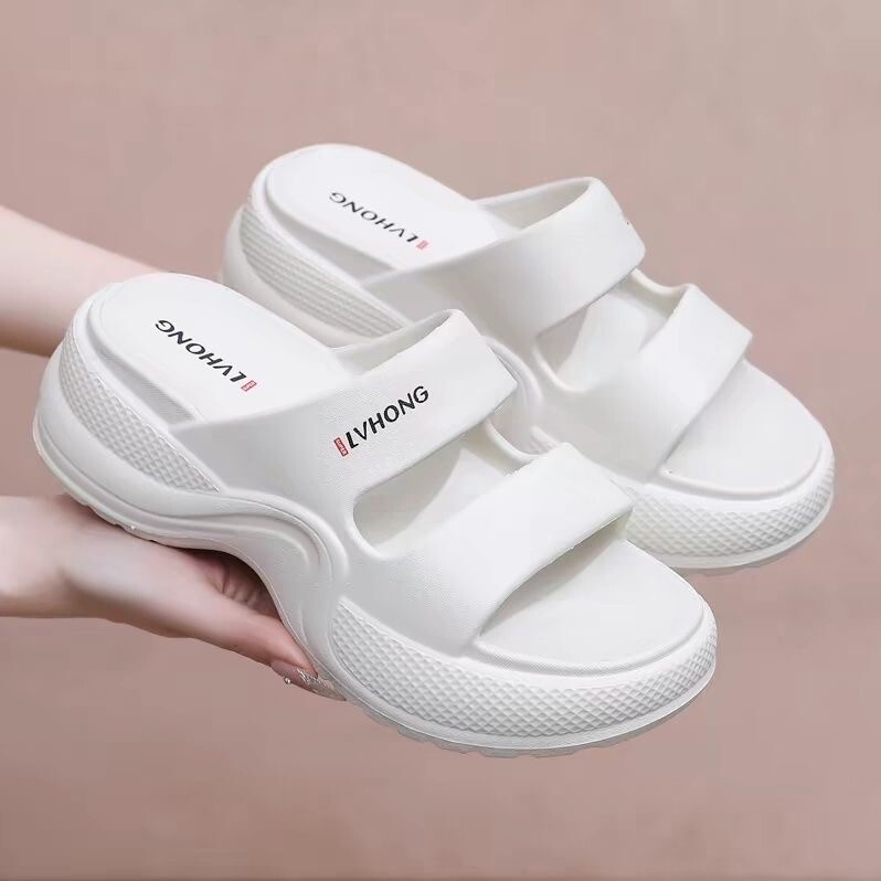 New Style Slippers for Women, Lightweight for Summer, Thick-Soled, Height-Increasing, Comfortable, Fashionable, Casual, Versatile, Suitable for Indoor and Outdoor Wear New Style Slippers for Women, Lightweight for Summer, Thick-Soled, Height-Increasing, Comfortable, Fashionable, Casual, Versatile, Suitable for Indoor and Outdoor Wear