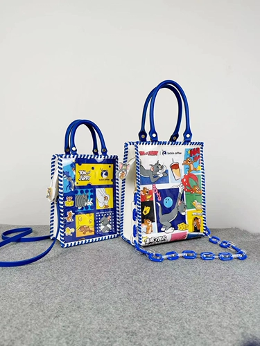 Кошачья и мышиная линия щенка рубить совместный бумажный пакет ручной пакет Ручной преобразование