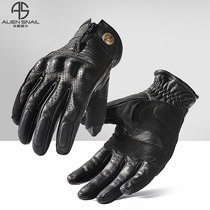 Alien Snail V8 Motorcycle Gloves Retro Sheep Leather Touch Screen Riding Gloves Male anti-fall Knights equipped with Four Seasons
