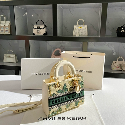 Chviles Keirh Advanced более тяжелая вышива