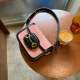 Chviles Keirh Женская сумка с седло с седло с седлом высокая точка для чувствительной сумки весна и осень 2024 г. New Tide Underms Bag Girl