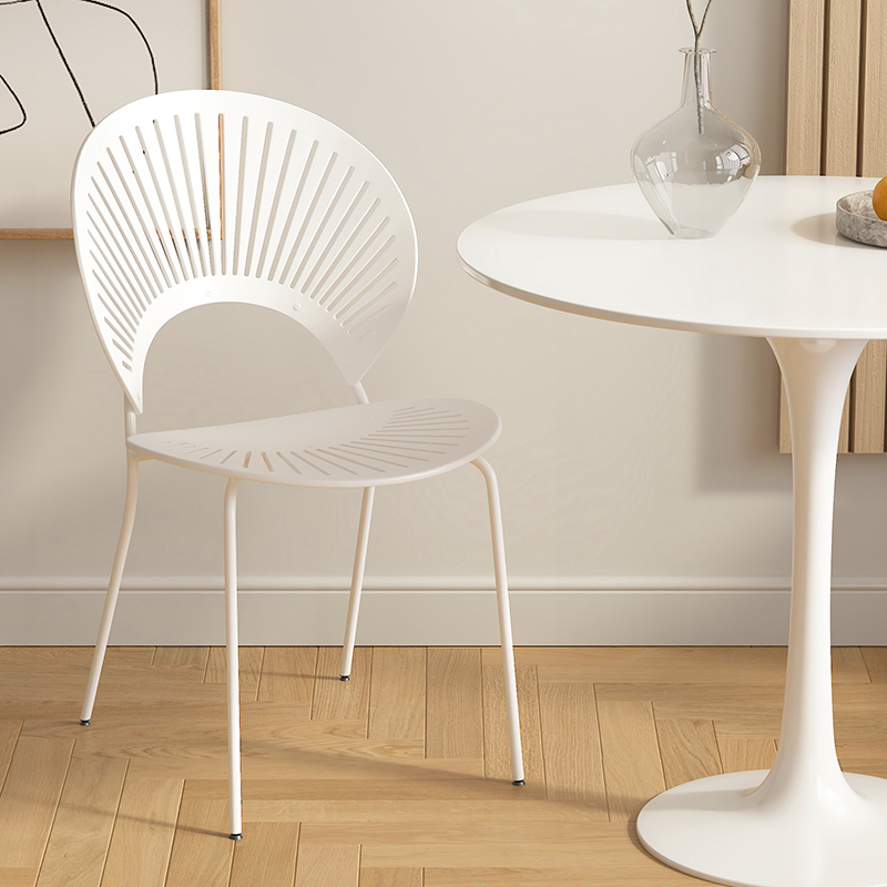 Nordic Solid Shell Chair Balcony Table and Chair Cream Ferry Chair Household Dresser Chair Designer Dressing Chair