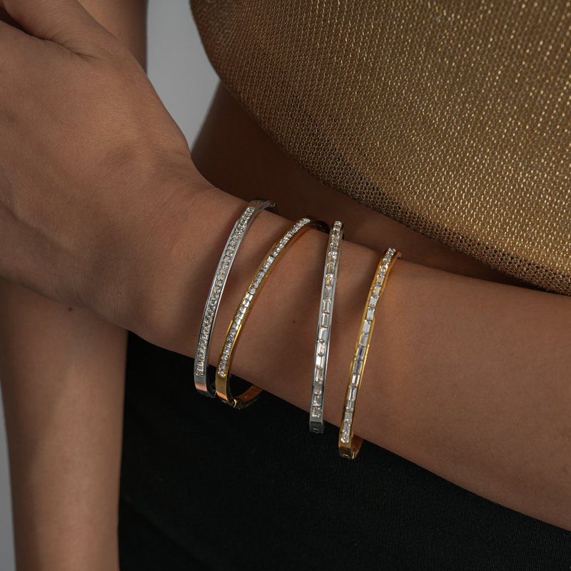 European and American Stainless Steel Buckle Bracelet 2026 New Popular Style High-End Niche Design Fashionable Bracelet Jewelry for Women