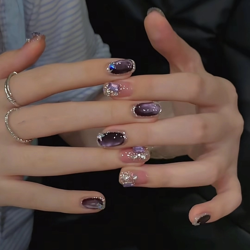 【Zixia Fairy】Purple Charm Cat-Eye French Handmade Short Press-On Nails for Autumn and Winter, Nail Patches That Make Your Skin Look Fairer
