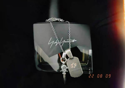 Yohji Yamamoto Yamamoto Yohji Коллекция Серебро 950 пробы Серия ювелирных изделий Жетон для собаки Меч для собаки